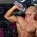 Törst efter ett träningspass: kan jag dricka vatten?